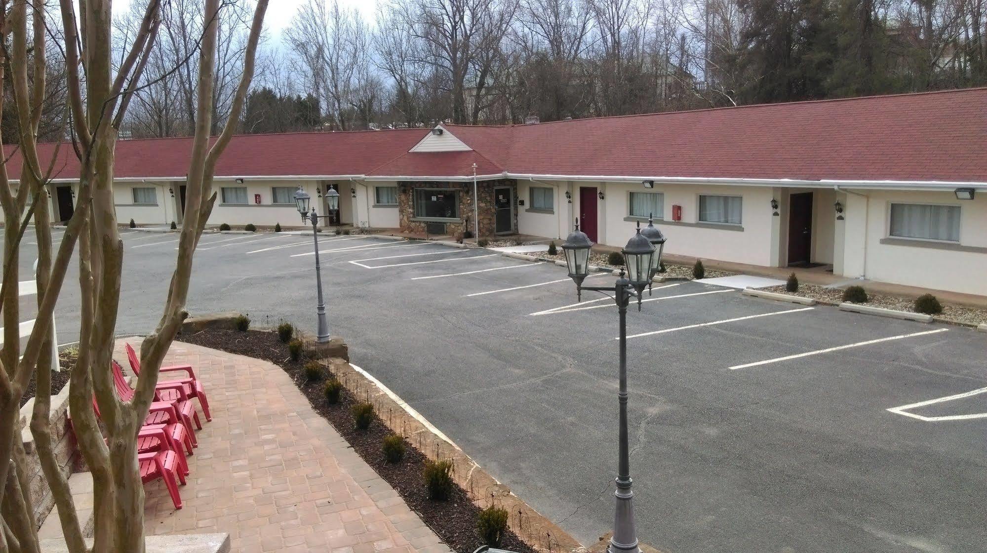 Amherst Inn - Virginia Exterior foto